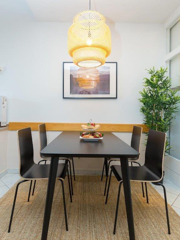 New City Center Design Apartment 波雷奇 外观 照片