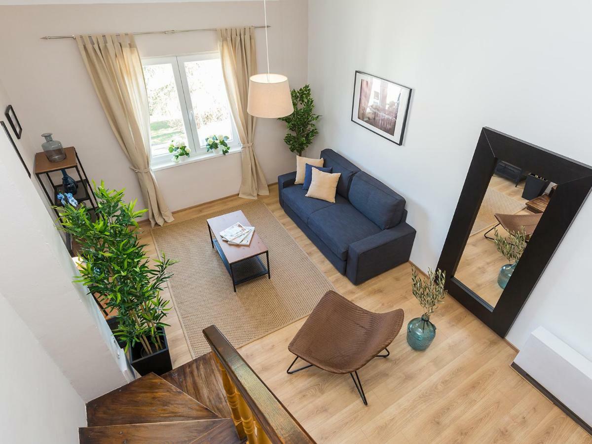 New City Center Design Apartment 波雷奇 外观 照片