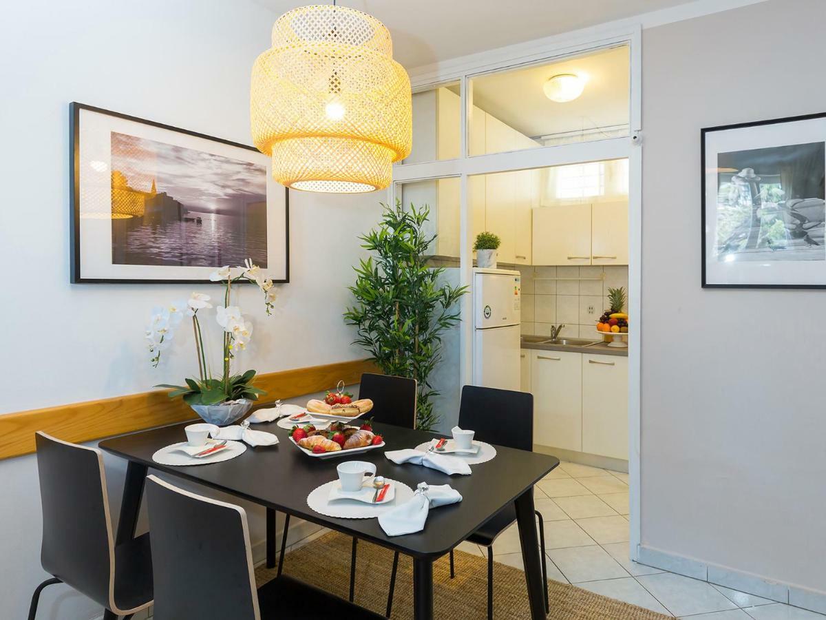 New City Center Design Apartment 波雷奇 外观 照片