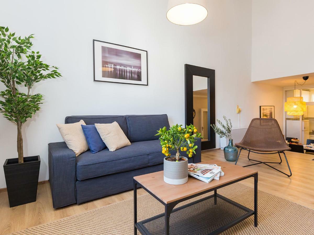 New City Center Design Apartment 波雷奇 外观 照片